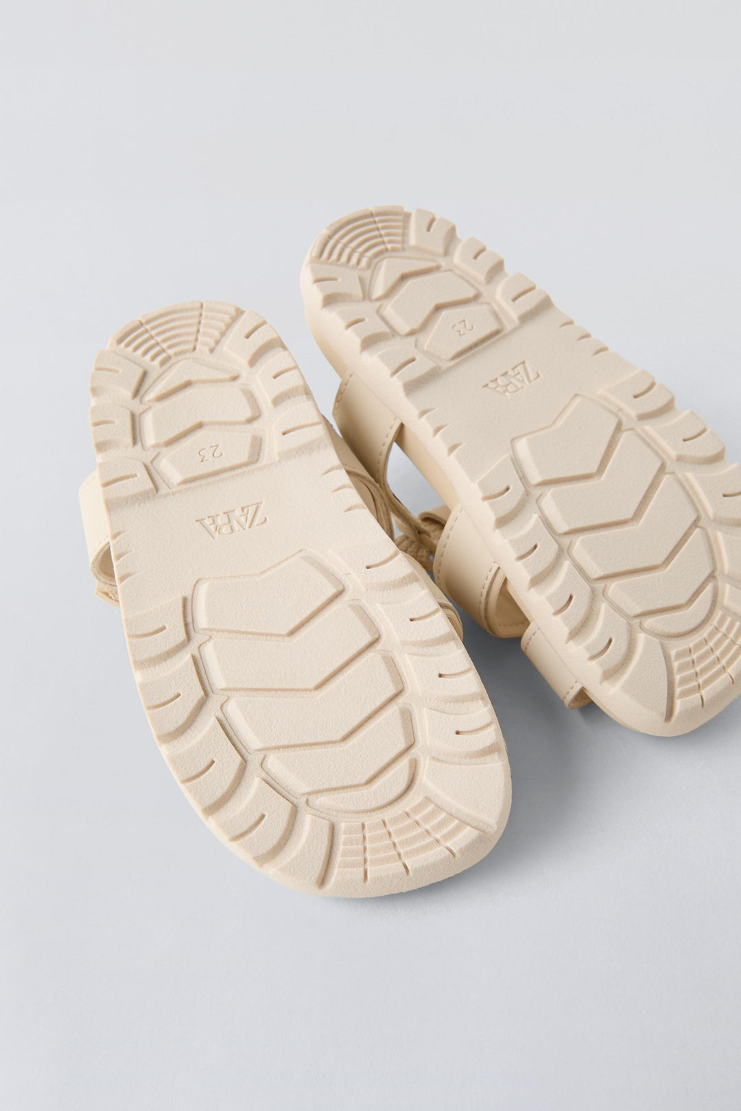 ZARA RUBBERIZED SANDALS