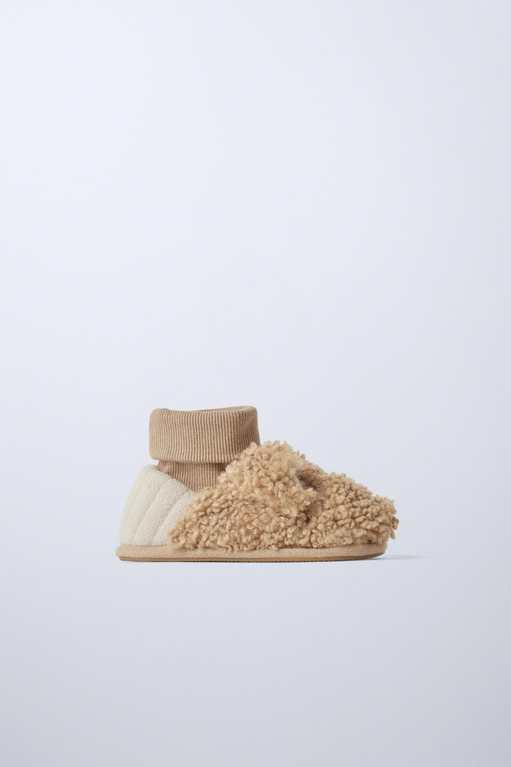 ZARA DOG SLIPPERS