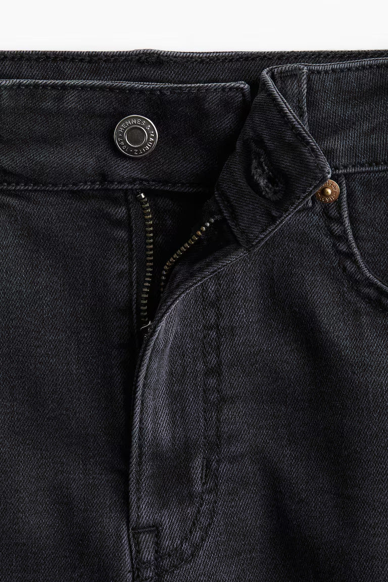 H&M SKINNY HIGH DENIM SHORTS