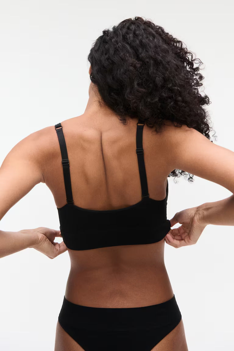 H&M SEAMLESS PADDED SOFT-CUP BRA