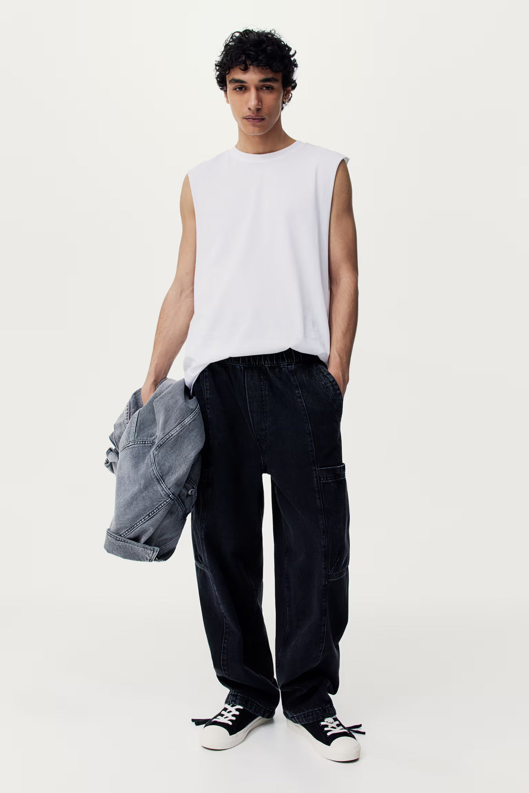 H&M Loose Fit Cargo Jeans