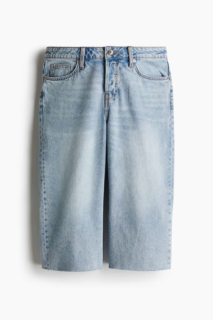 H&M LOW KNEE-LENGTH DENIM SHORTS