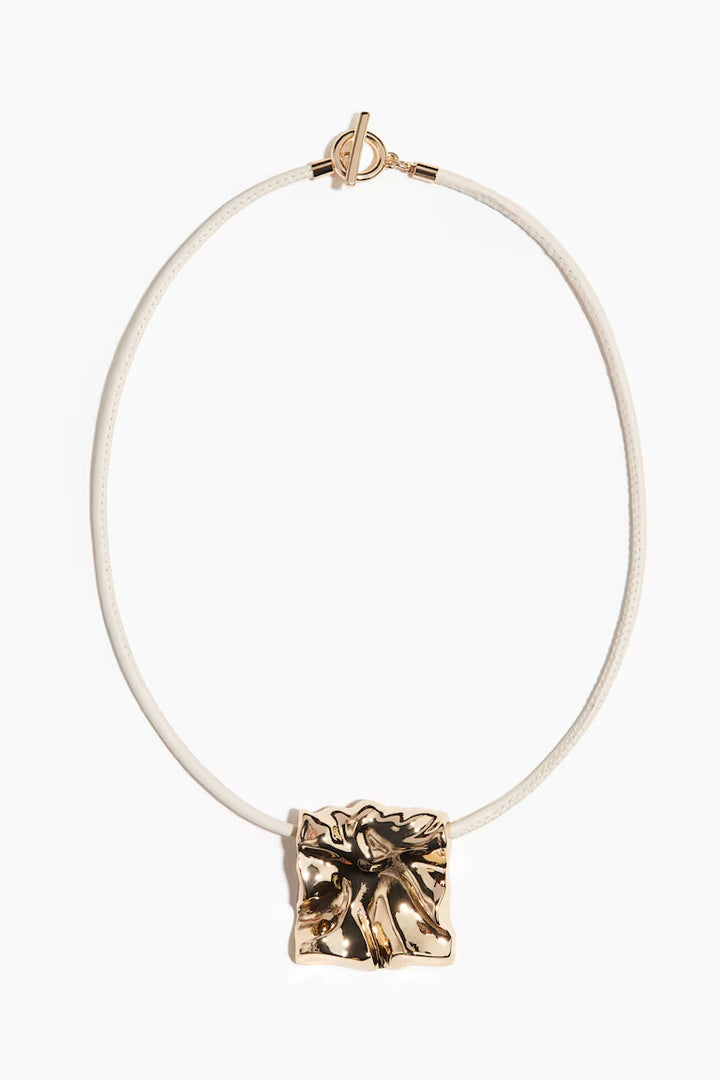 H&M COATED PENDANT NECKLACE