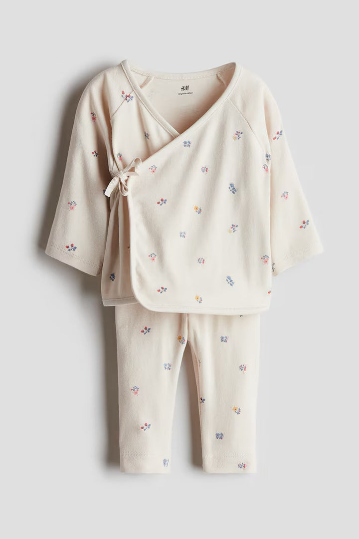 H&M 2-PIECE WRAPOVER TOP AND LEGGINGS SET