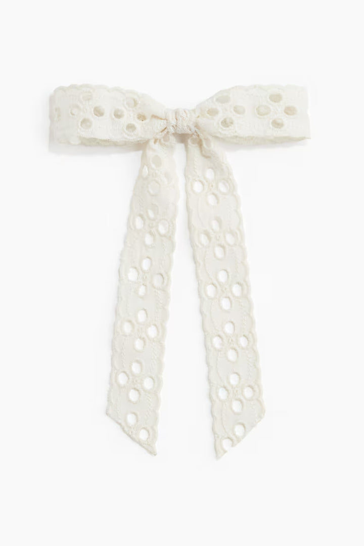 H&M EYELET-EMBROIDERED BOW HAIR CLIP