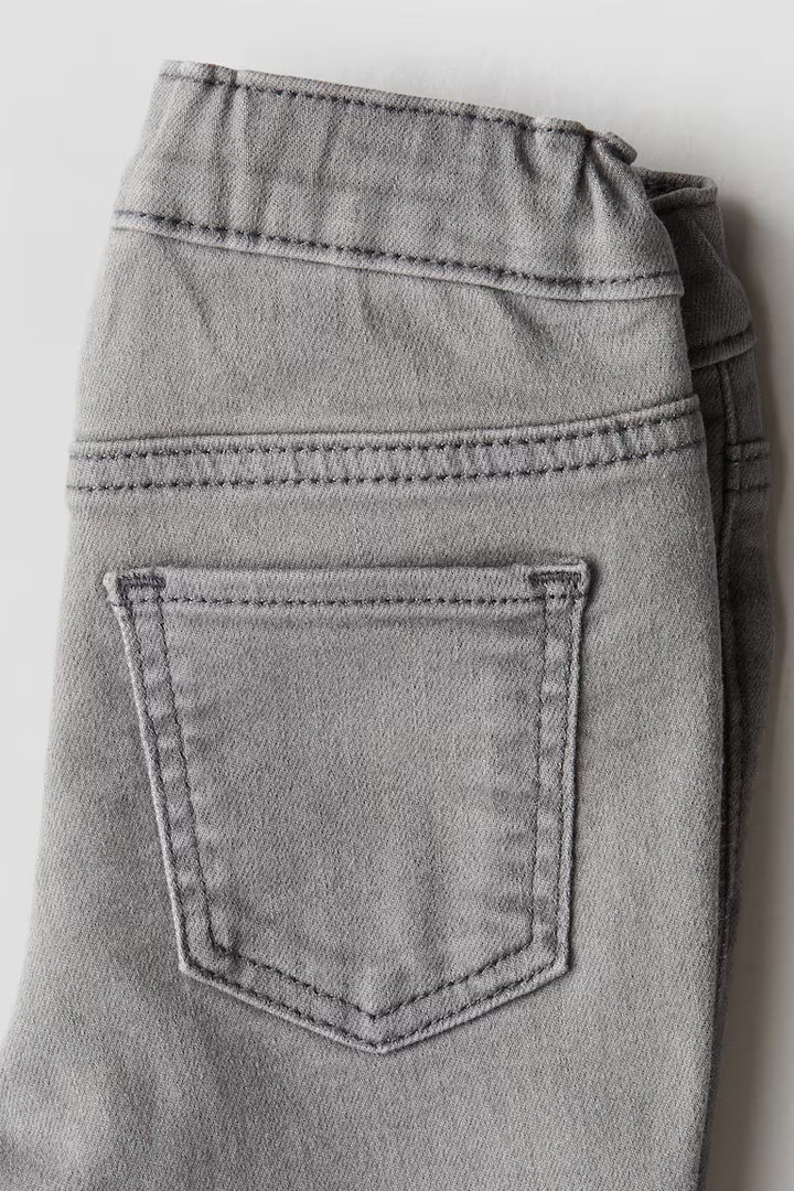 H&M Embroidered Jeans