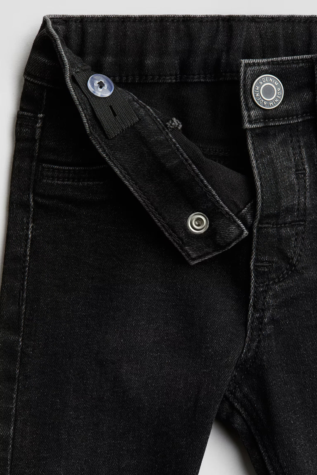 H&M Slim-Fit Jeans