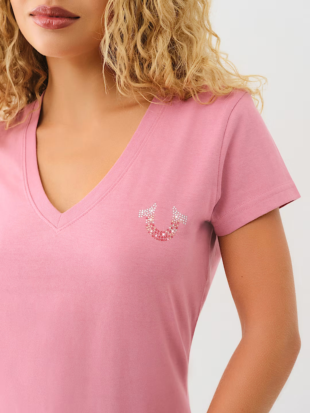 TRUE RELIGION CRYSTAL WING HORSESHOE TEE