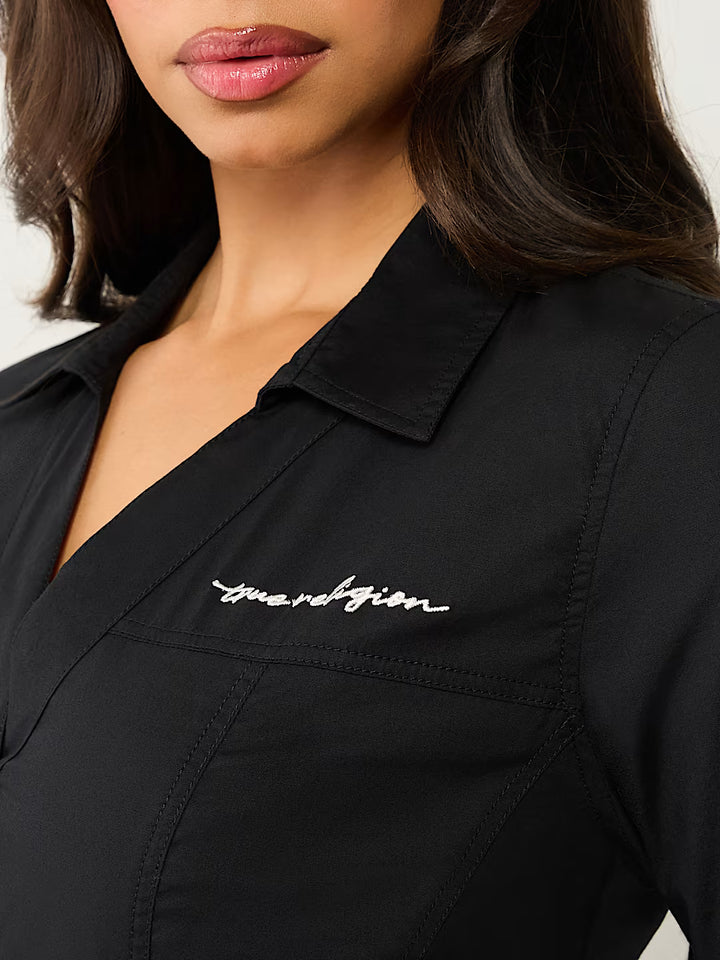 TRUE RELIGION POPLIN EMBROIDERED LOGO V NECK SHIRT