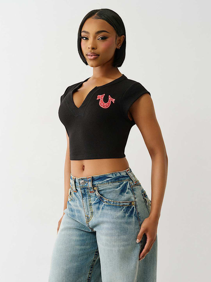 TRUE RELIGION ONLINE EXCLUSIVE CRYSTAL LOGO NOTCH BABY TEE