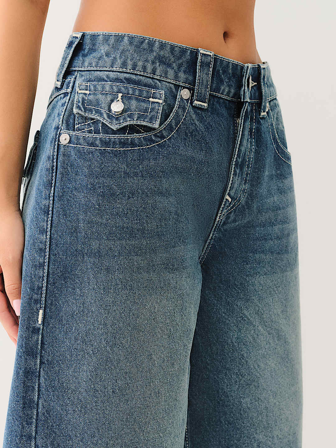 TRUE RELIGION JESSIE BAGGY JORT