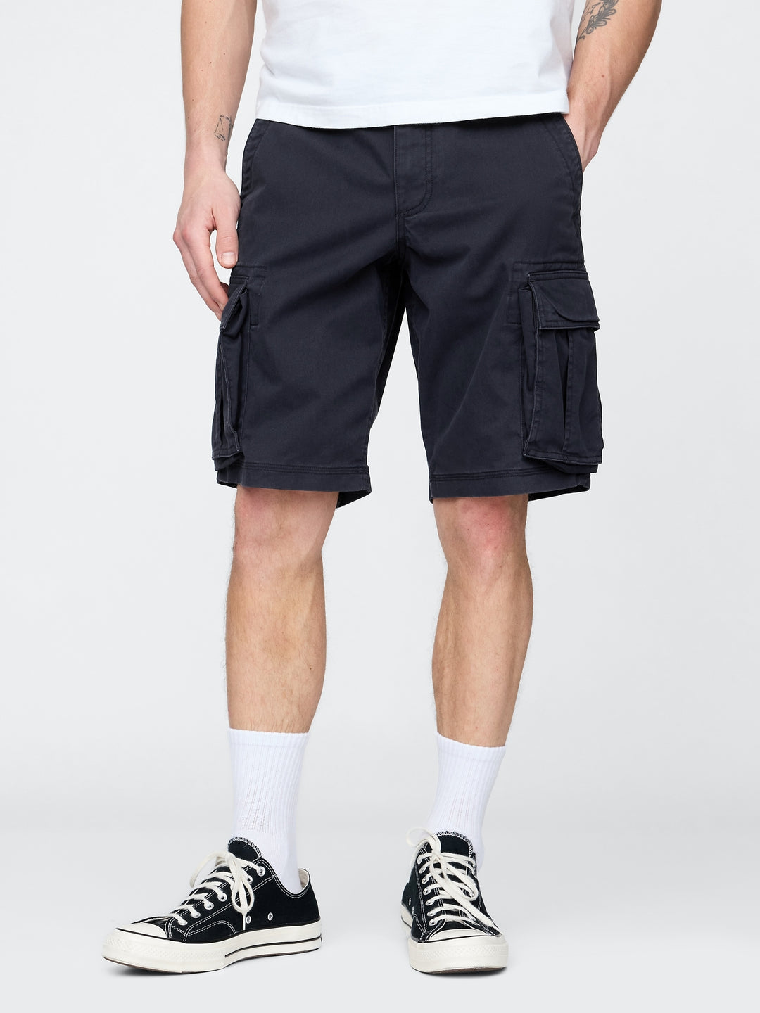 Gap 11" Relaxed Cargo Shorts