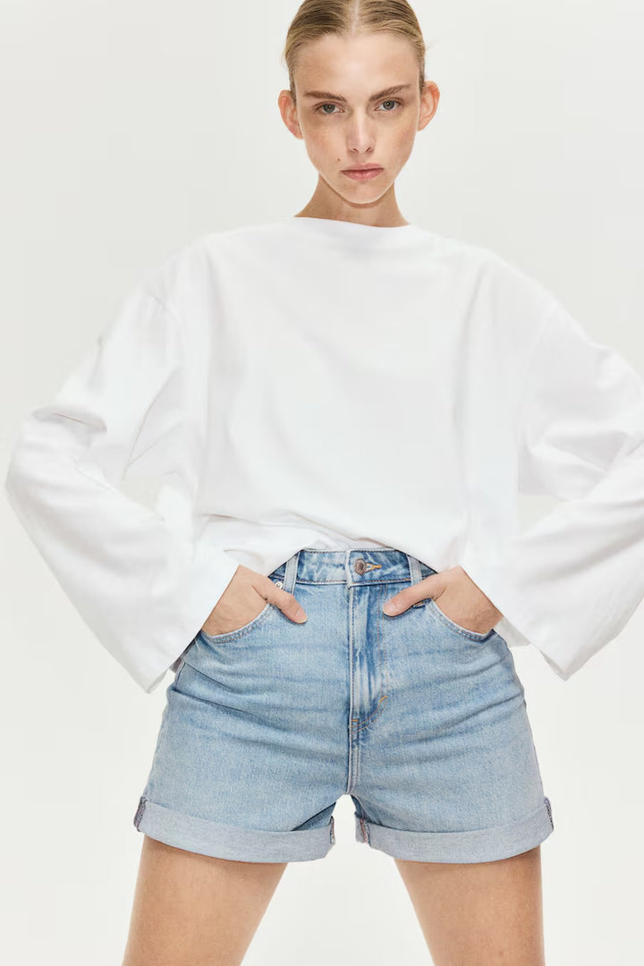 H&M MOM ULTRA HIGH DENIM SHORTS