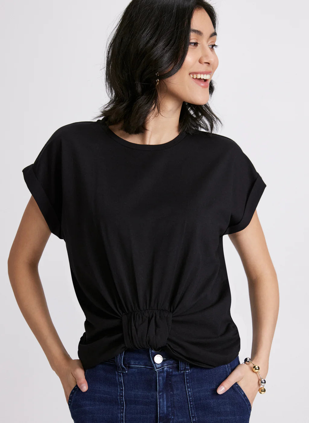 LAURA Knotted Hem T-Shirt