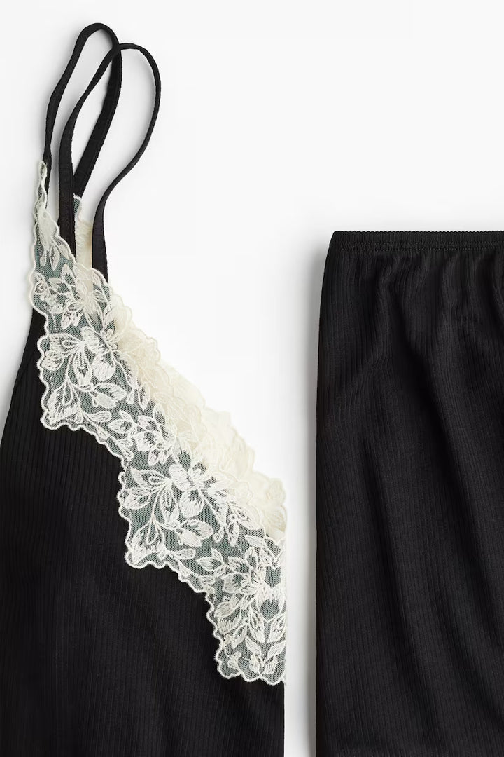 H&M Lace-trimmed ribbed pyjamas