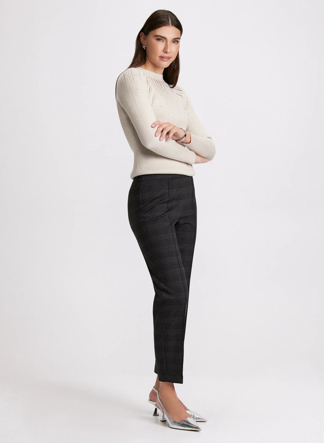 LAURA Sofia Plaid Print Slim-Leg Pants - Short