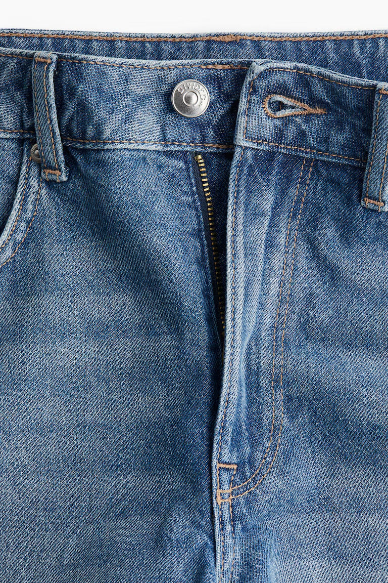 H&M HIGH-WAIST DENIM SHORTS