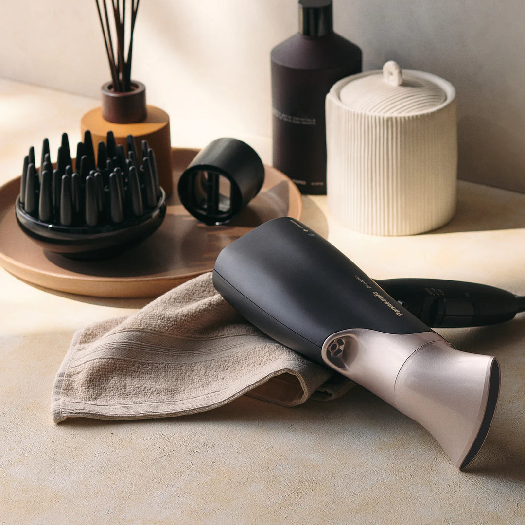 Panasonic nanoe™ Hair Dryer with Oscillating Quick-Dry Nozzle