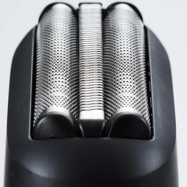 Panasonic "Swipe Right" Compact On-the-Go Shaver for Women SKU: ES-CM3A-W