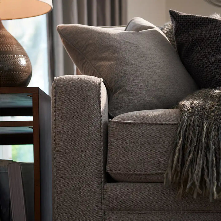 LAZBOY Meyer Chair
