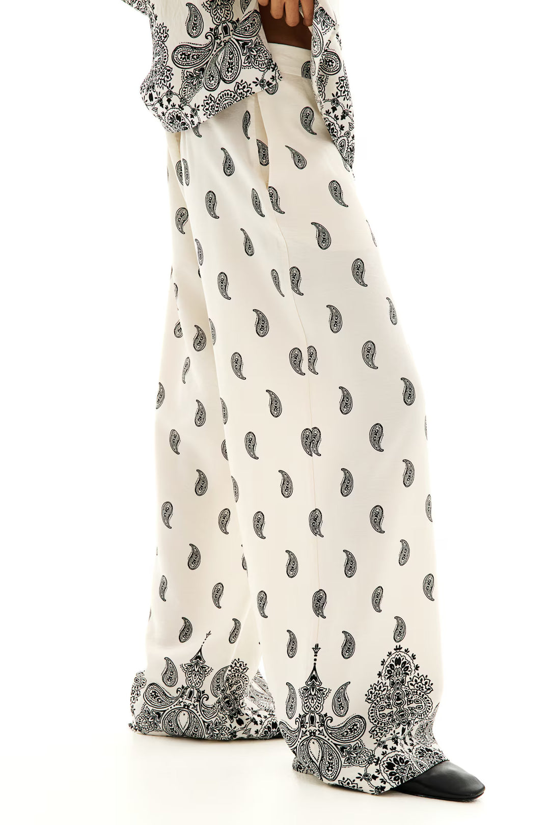 H&M Patterned Twill Pants