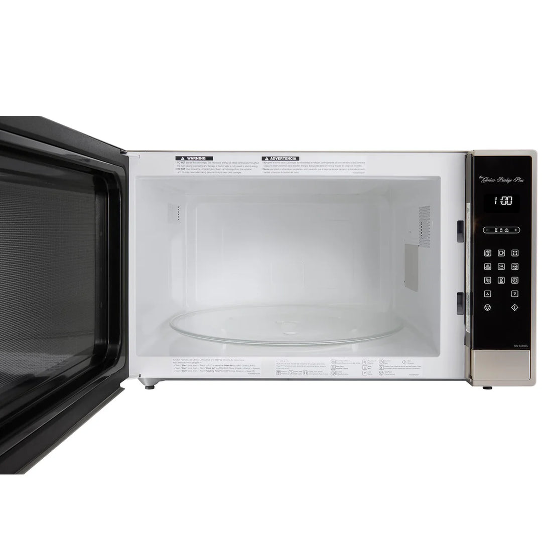 Panasonic 2.2 cu.ft. Cyclonic Wave Inverter Microwave, 1250W - NN-SE985S