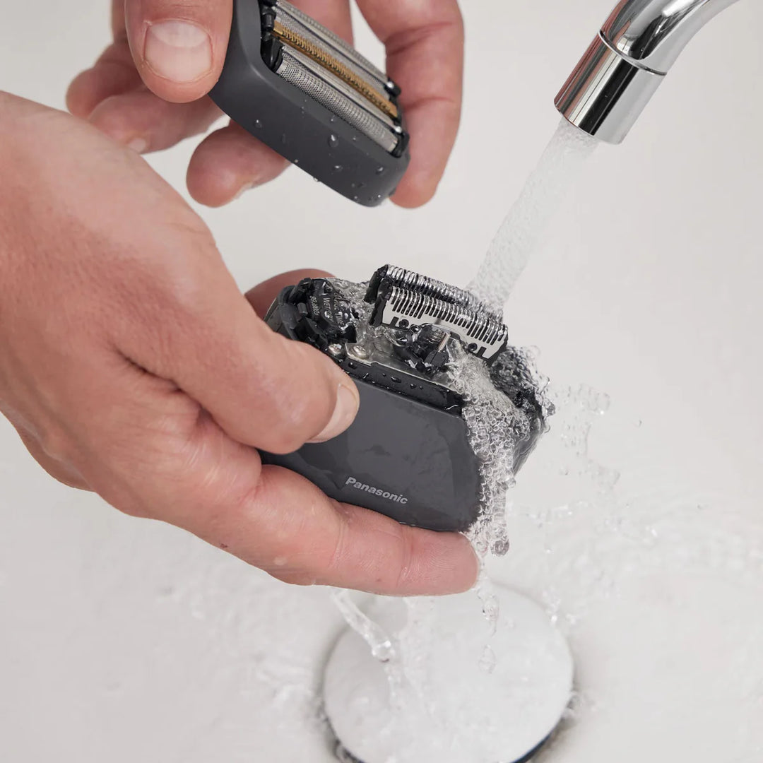 Panasonic ARC5 PALM-sized 5-Blade Electric Luxury Razor