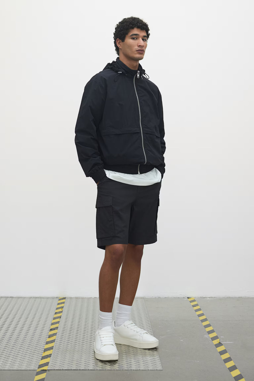 H&M Regular-Fit Cargo Shorts
