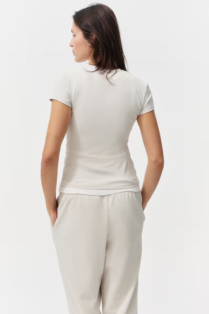 H&M Fitted T-shirt