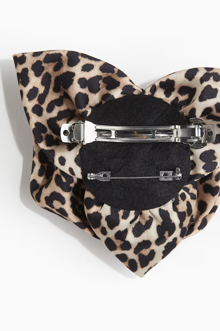 H&M FLOWER-SHAPED HAIR CLIP