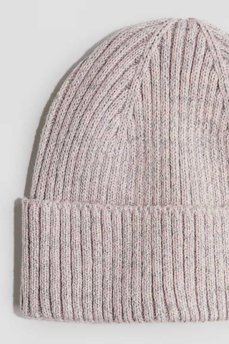 H&M REFLECTIVE RIB-KNIT BEANIE