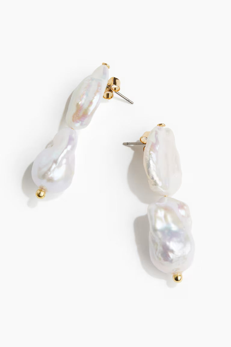 H&M GOLD-PLATED PEARL PENDANT EARRINGS