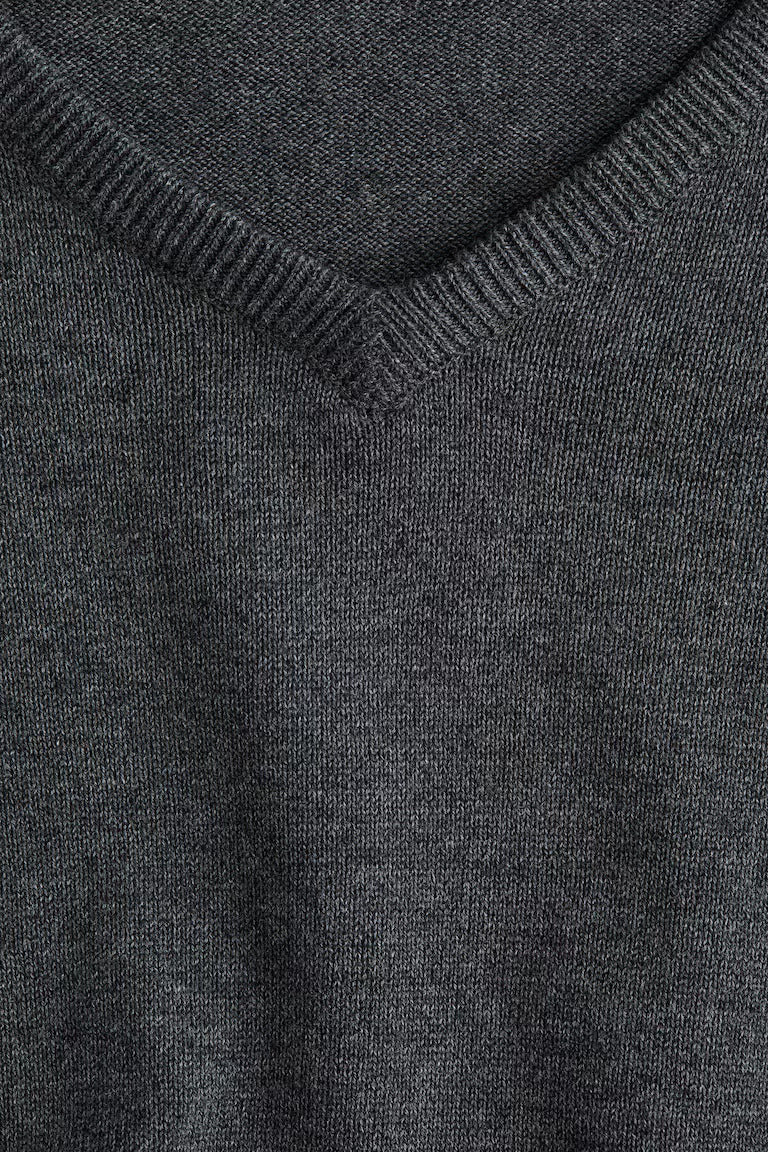 H&M KNIT SWEATER