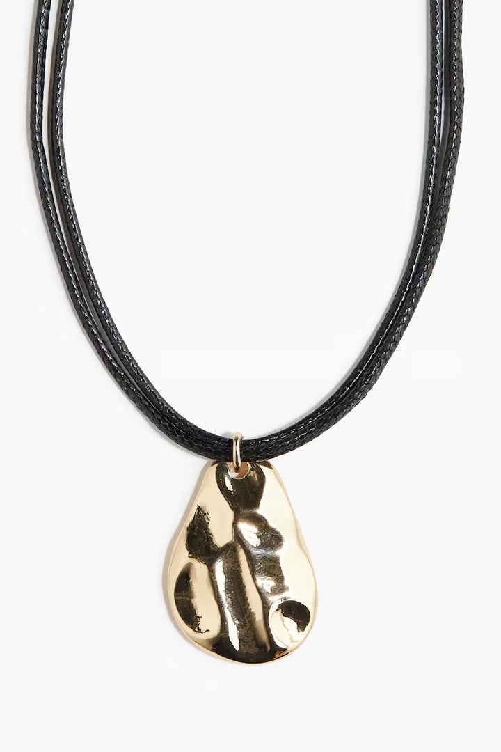 H&M CORD NECKLACE WITH PENDANT