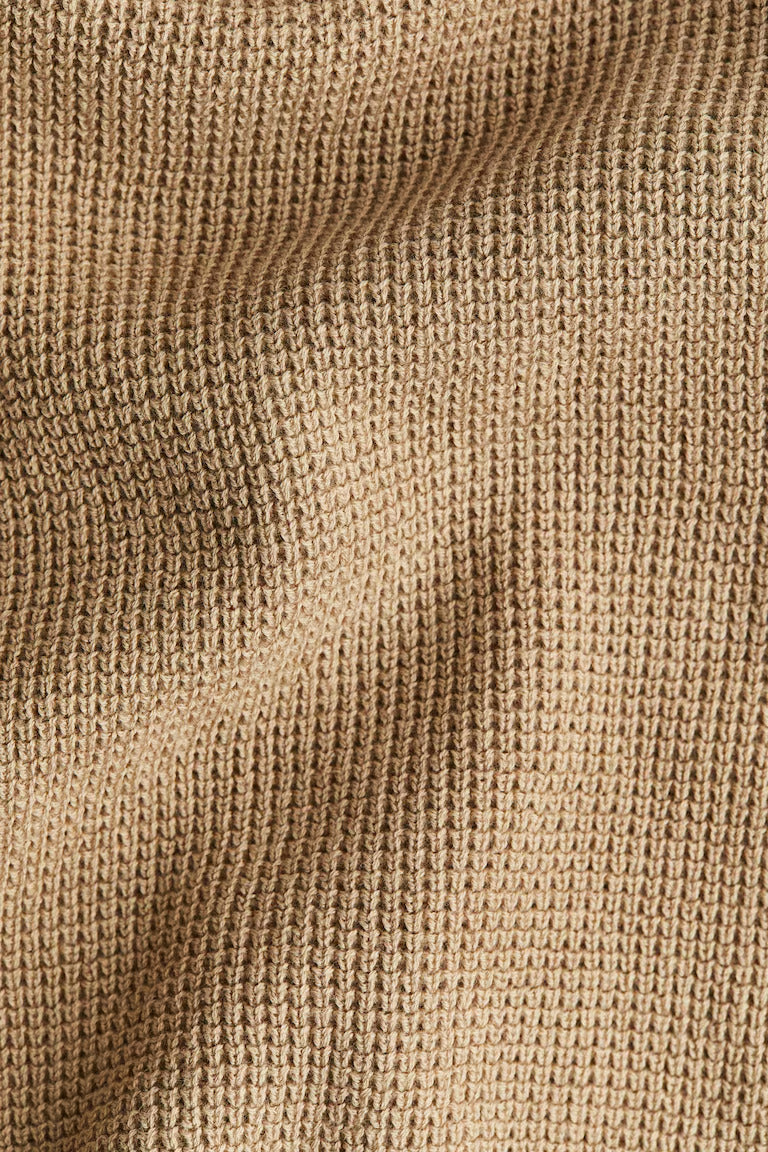 H&M WAFFLE-KNIT HENLEY SWEATER