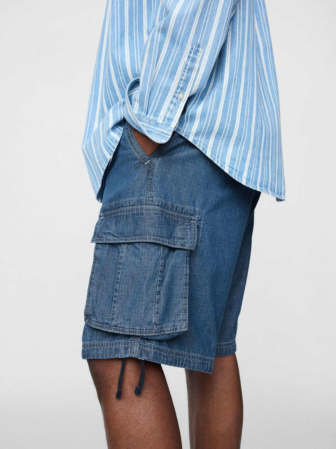 Gap 11" Baggy Denim Cargo Shorts