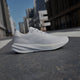 Cloud White / Zero Metalic / Crystal White