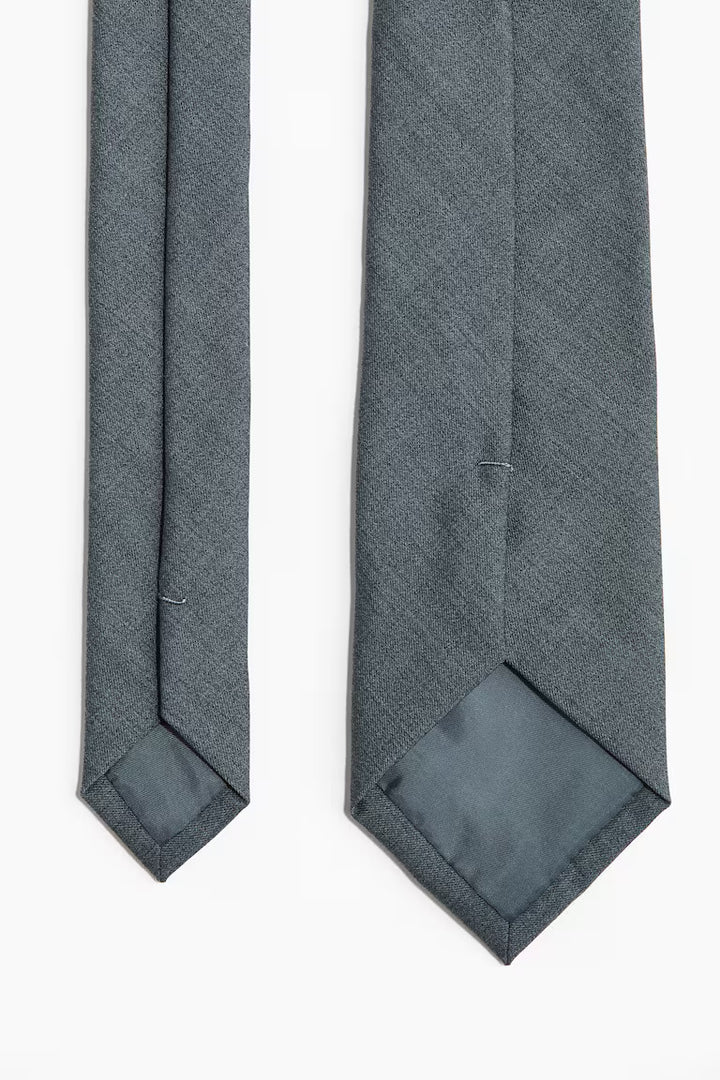 H&M TIE