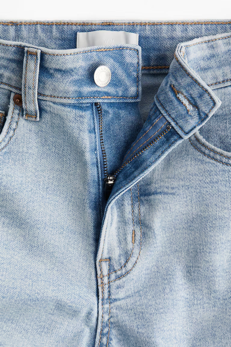 H&M SKINNY HIGH DENIM SHORTS