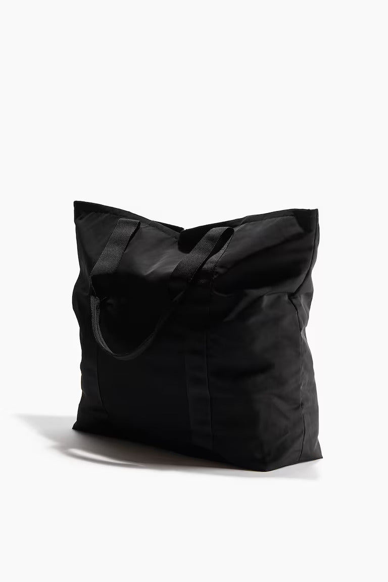 H&M WATER-REPELLENT SPORTS BAG