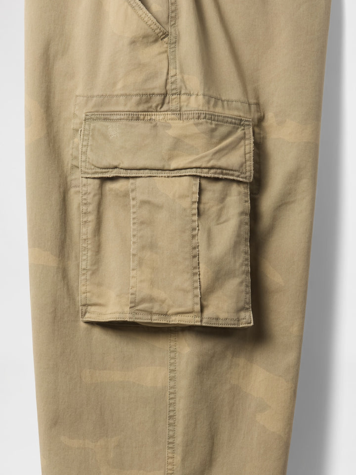 Gap Extra Baggy Camo Cargo Pants