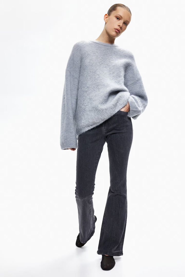 H&M Flared Ultra High Jeans