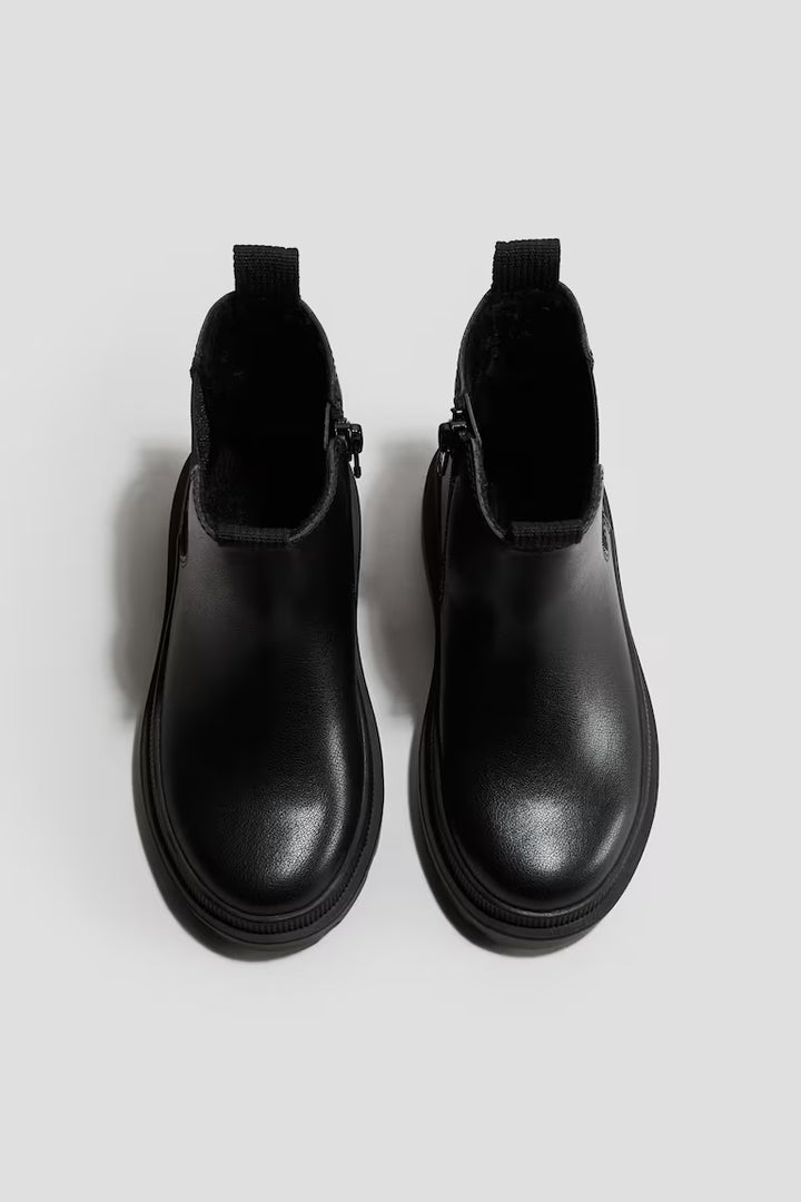 H&M Chelsea Boots