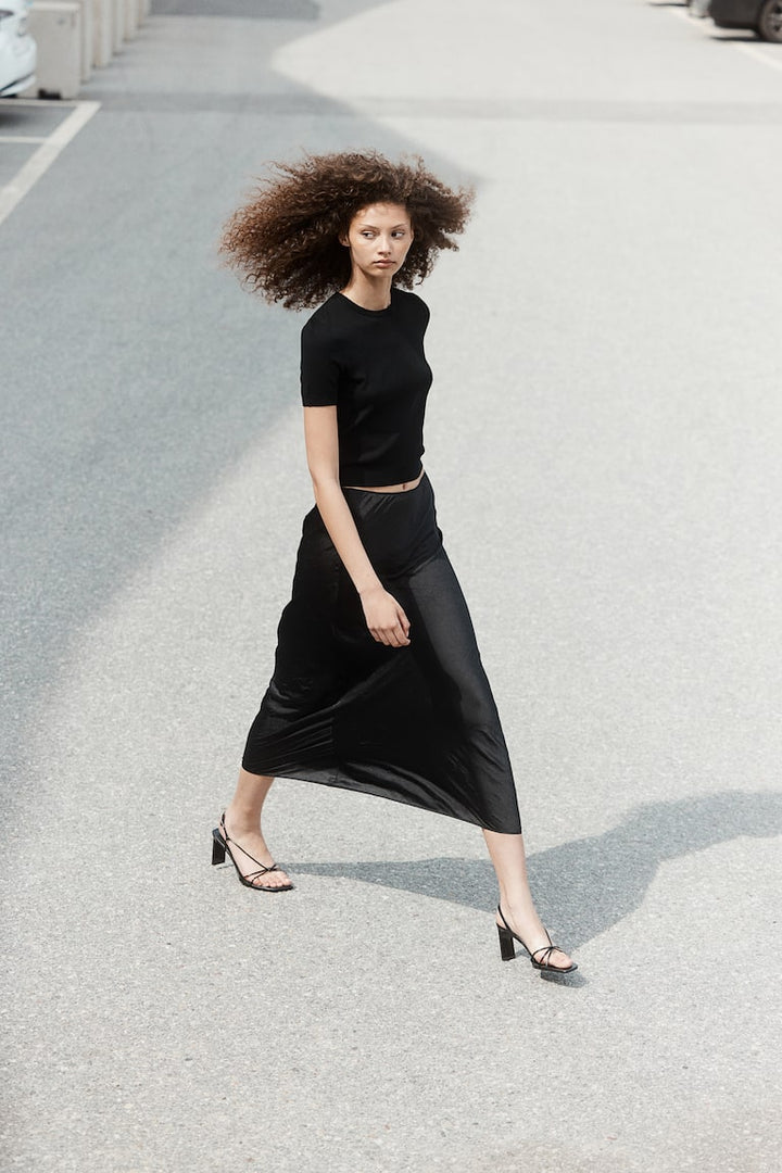 H&M Crinkled Satin Maxi Skirt