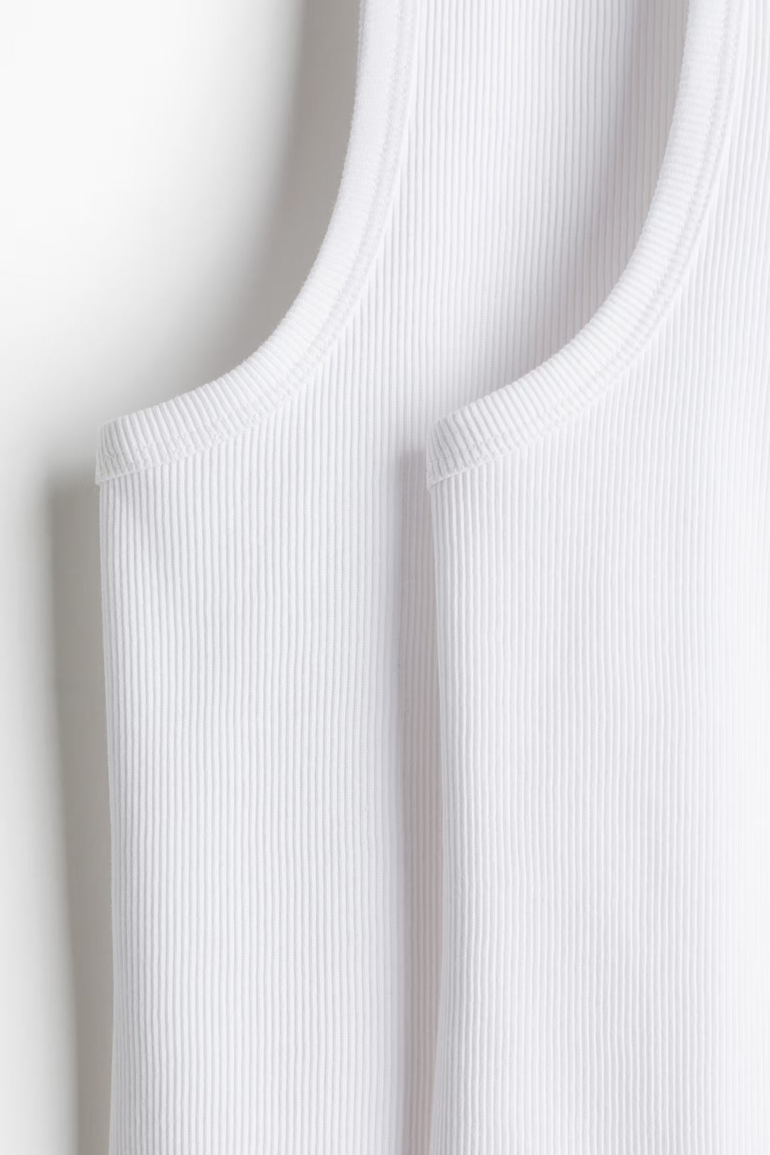 H&M 2-pack Slim Fit Ribbed Tank Tops