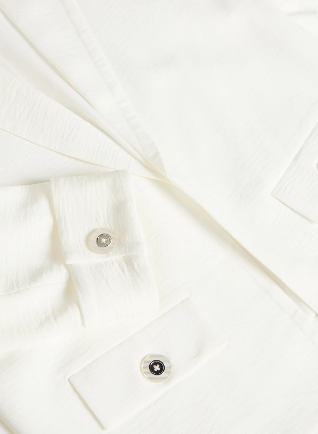 LAURA Short Notch Collar Jacket