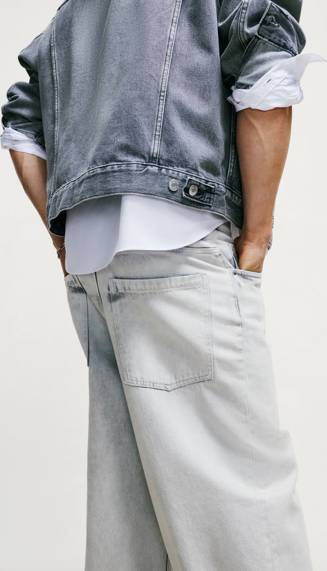 H&M Super Baggy Jeans