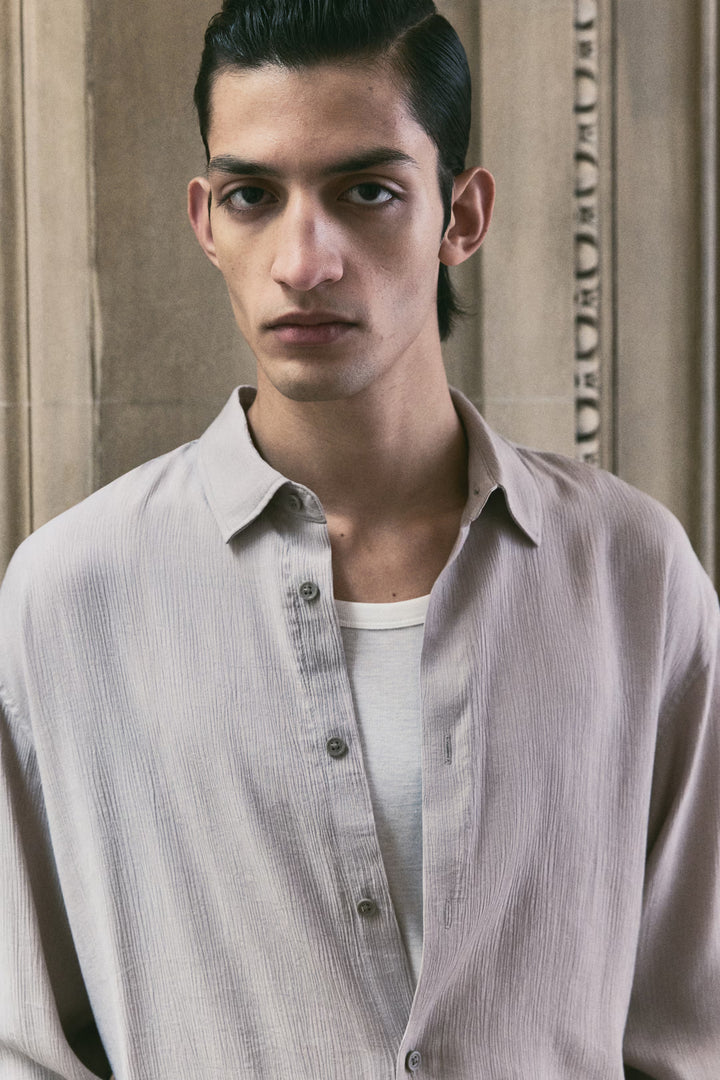 H&M Regular-Fit Crinkled Shirt