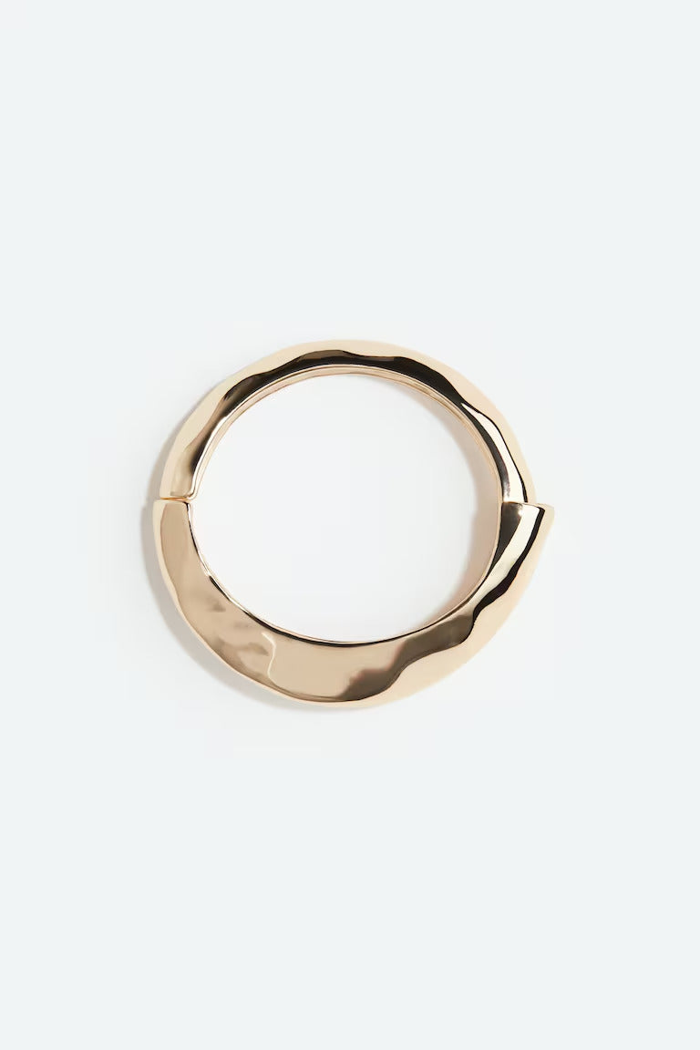 H&M ASYMMETRIC BANGLE WITH HINGE