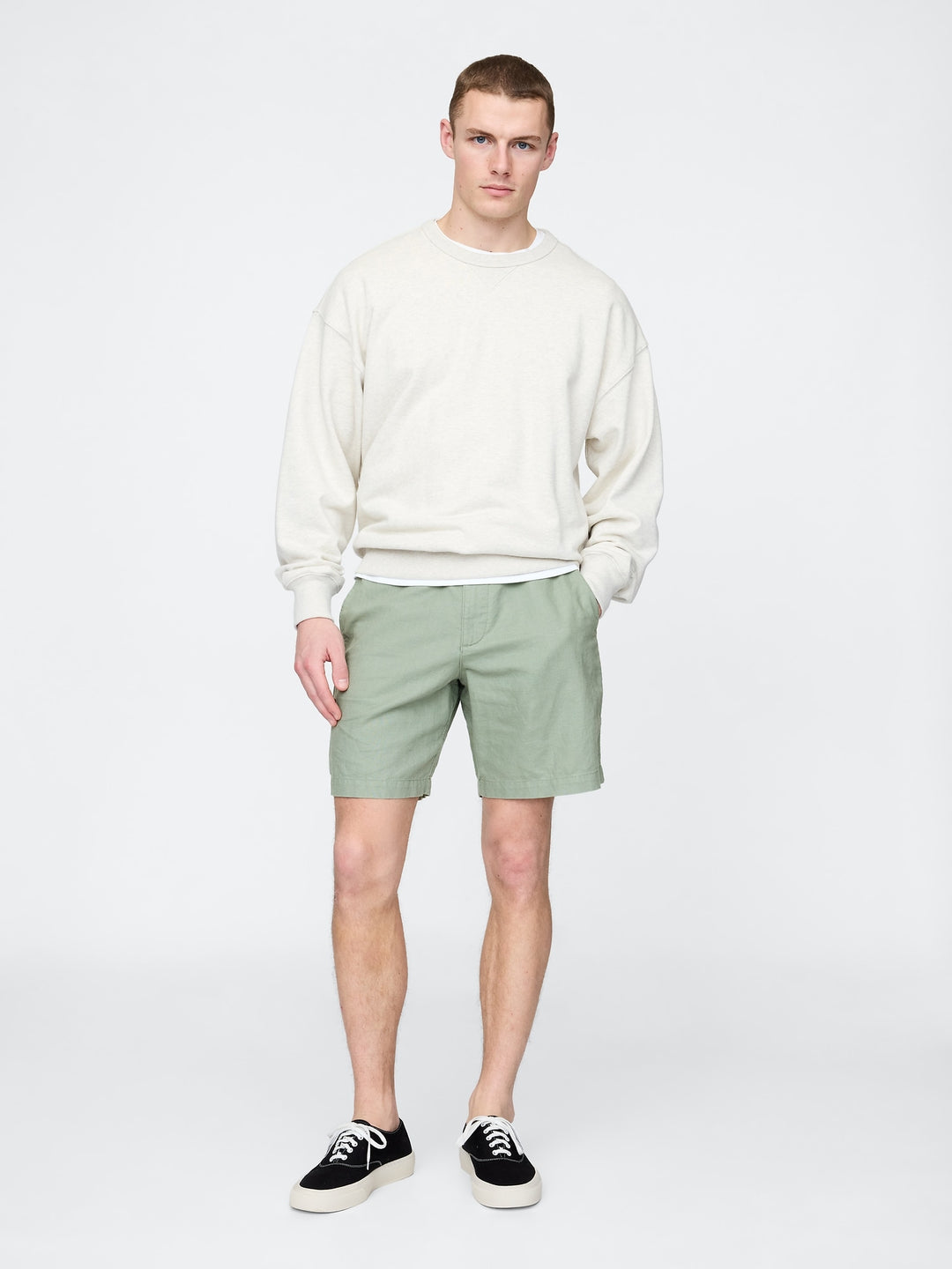 Gap 8" Linen-Cotton Shorts